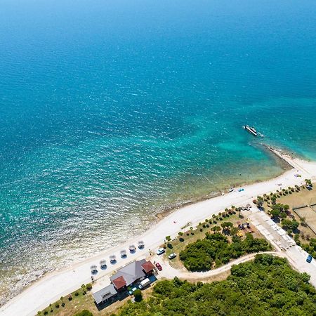 Teuta Apartments - A Beach And A Sea View Peroj Eksteriør billede
