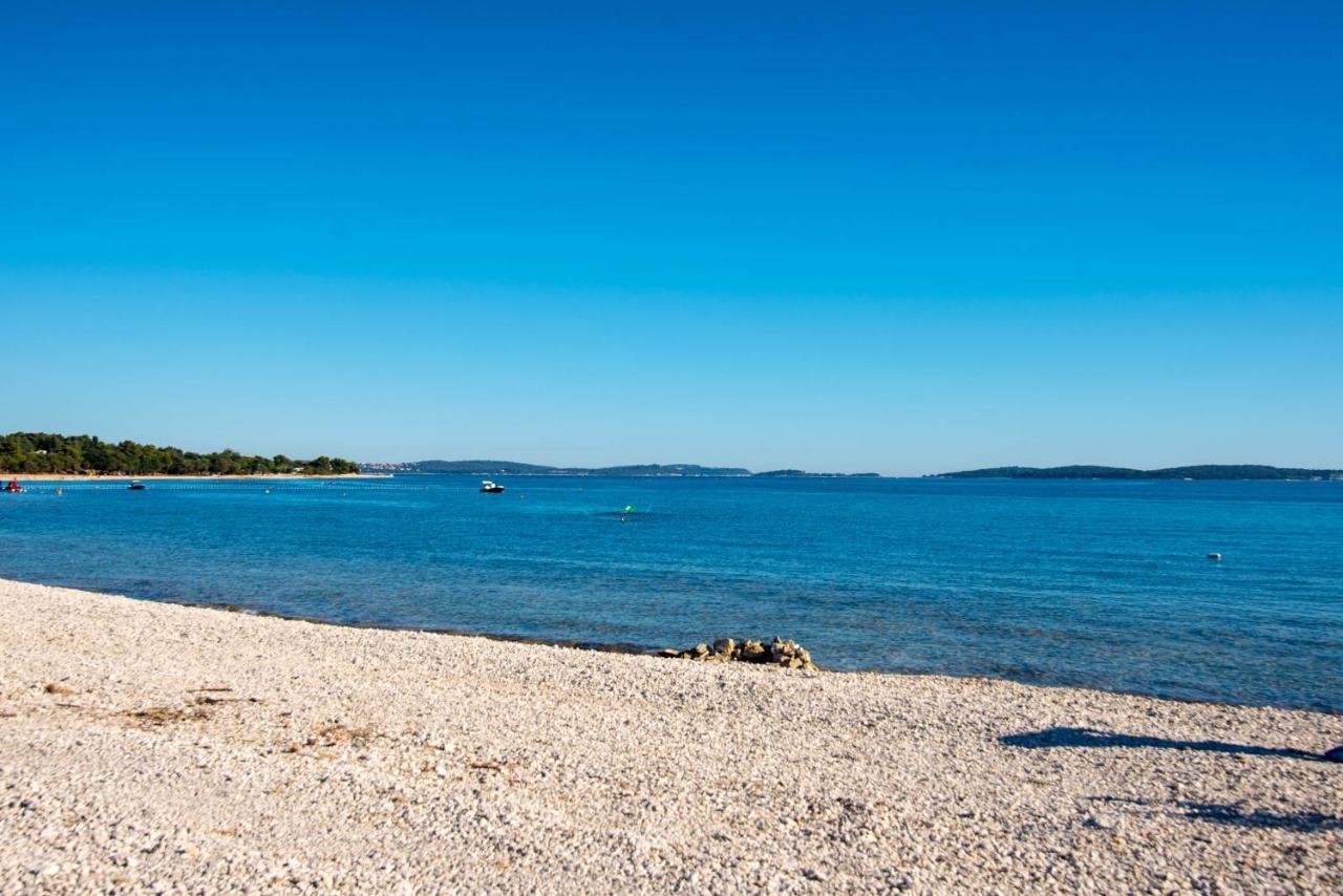 Teuta Apartments - A Beach And A Sea View Peroj Eksteriør billede