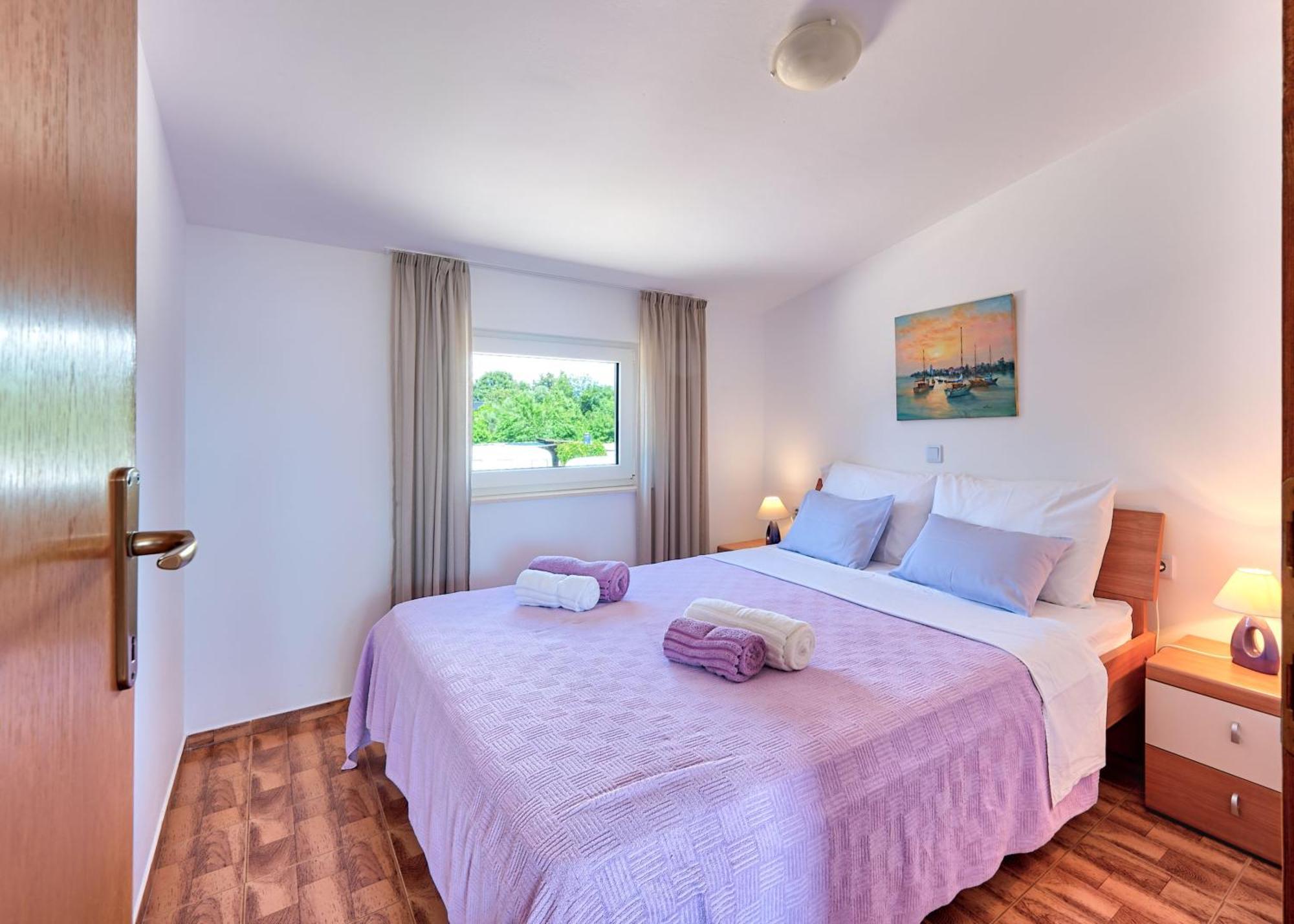 Teuta Apartments - A Beach And A Sea View Peroj Eksteriør billede
