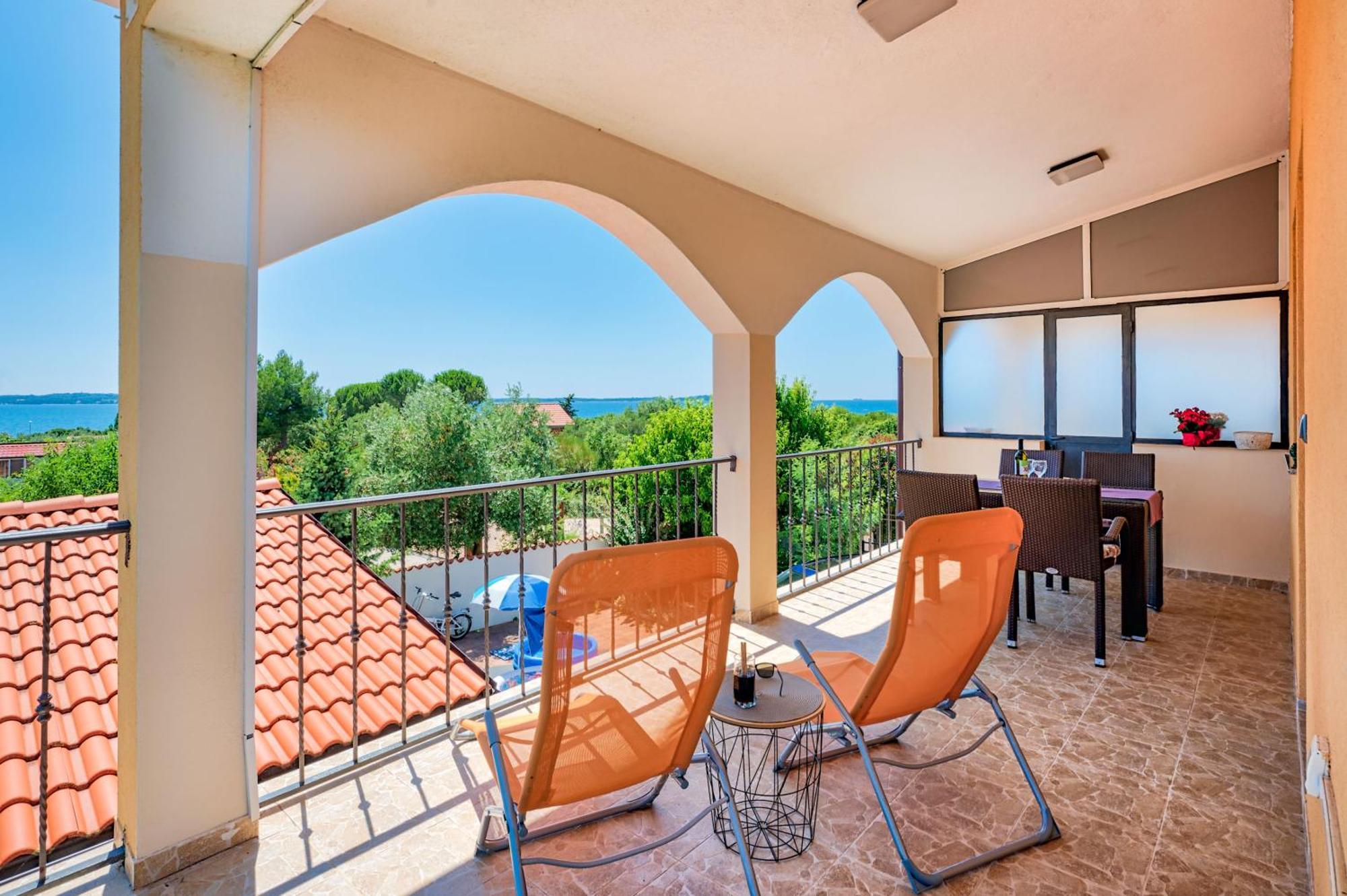 Teuta Apartments - A Beach And A Sea View Peroj Eksteriør billede